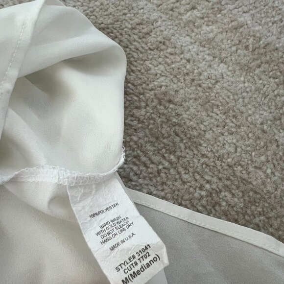 3 for $6 White Sheer Open Back Sleeveless Button Up Blouse Top M - Picture 2 of 12